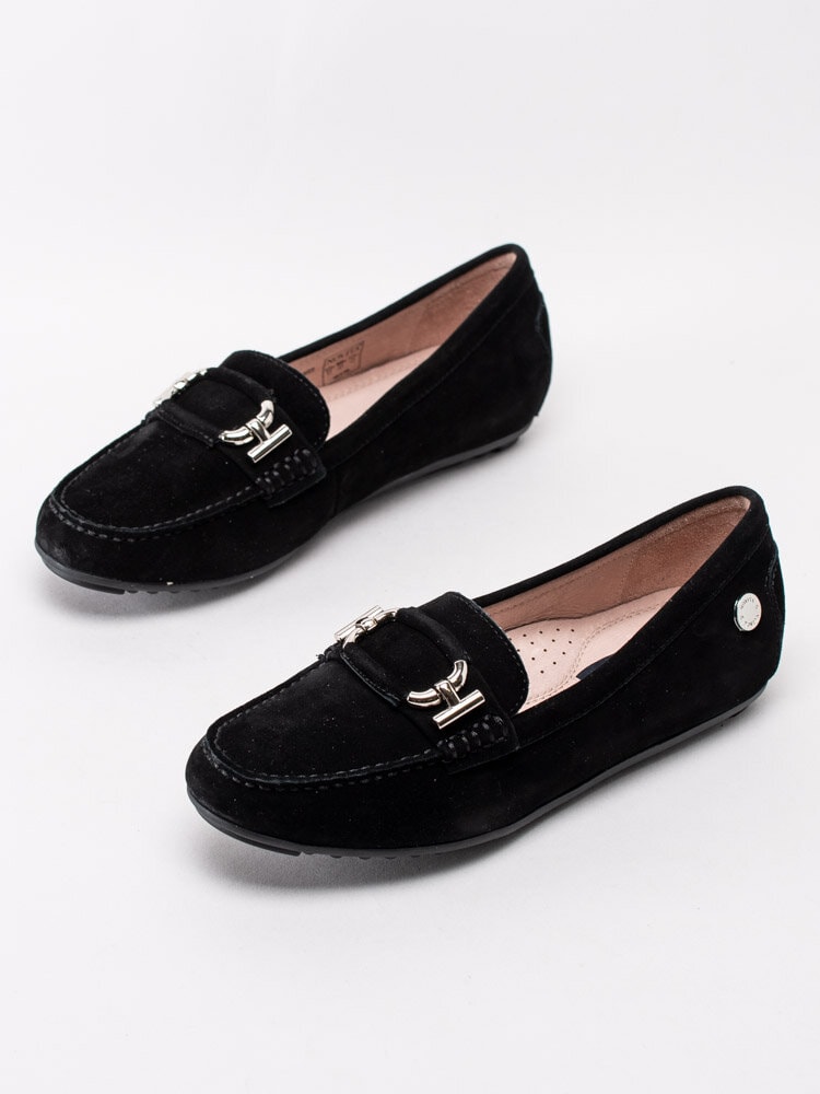 Novita - Parma Buckle - Svarta loafers med silverfärgat spänne