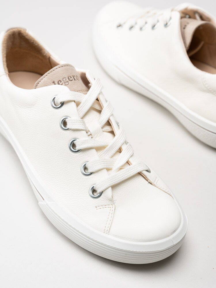 Legero - Vita sneakers i skinn