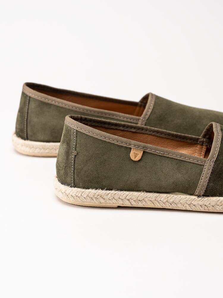 Verbenas - Cloe - Olivgröna slip on espadrillos i mocka