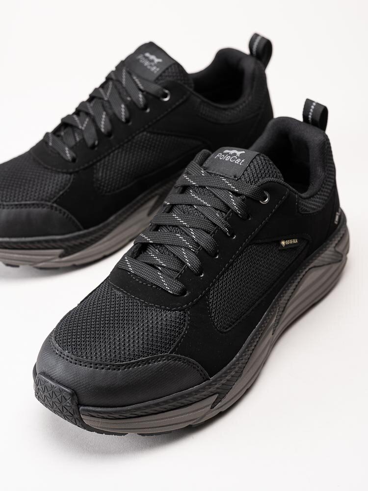 PoleCat - Actio Lane GTX - Svarta sportiga sneakers med Gore-Tex