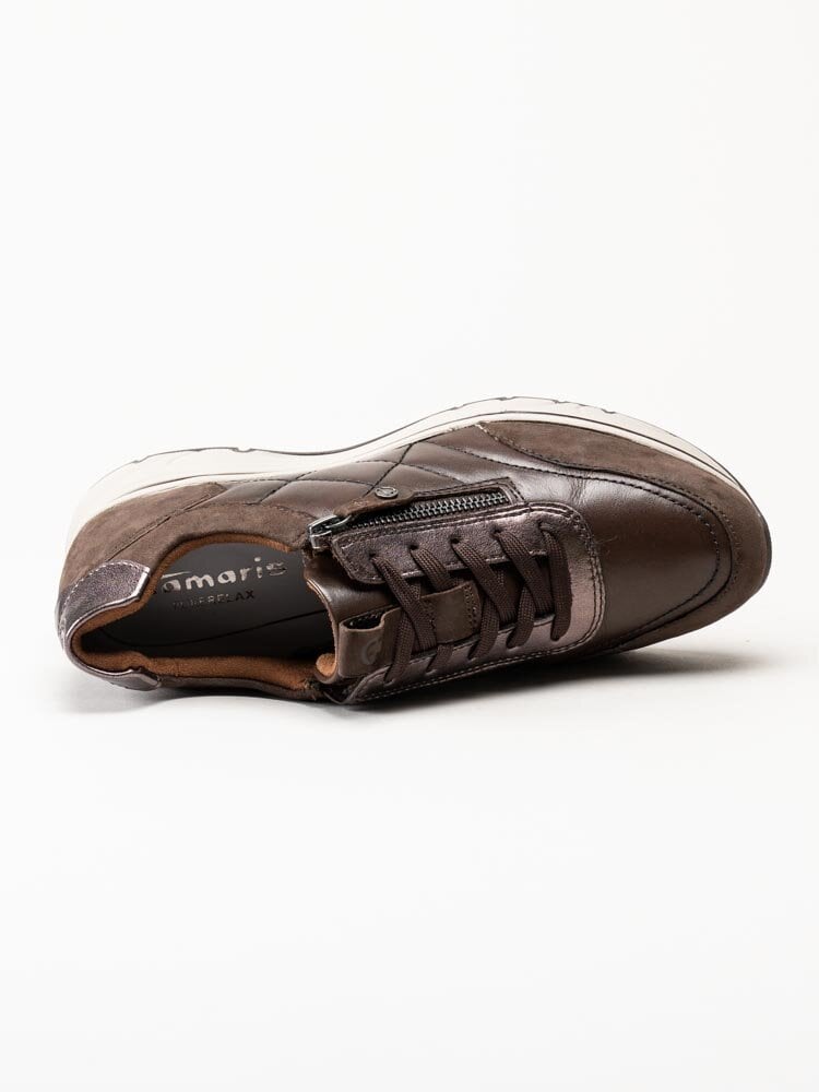 Tamaris - Bruna kilklackade sneakers i skinn