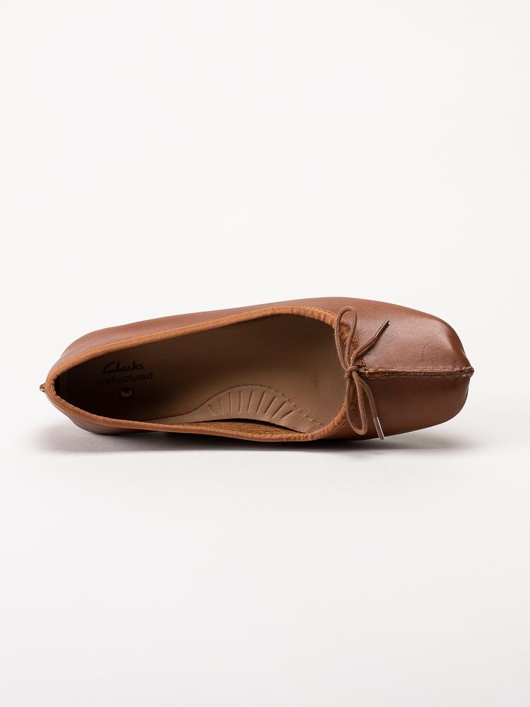 Clarks - Freckle Ice - Bruna ballerinaskor i skinn