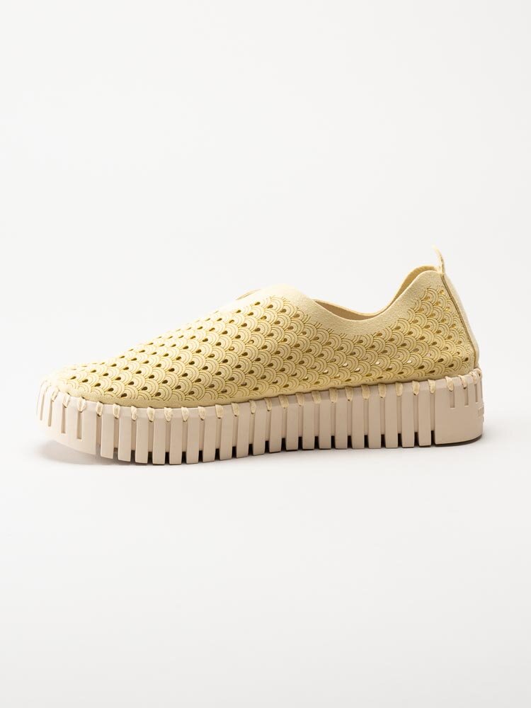 Ilse Jacobsen - TULIP3373 - Gula slip on skor med perforering