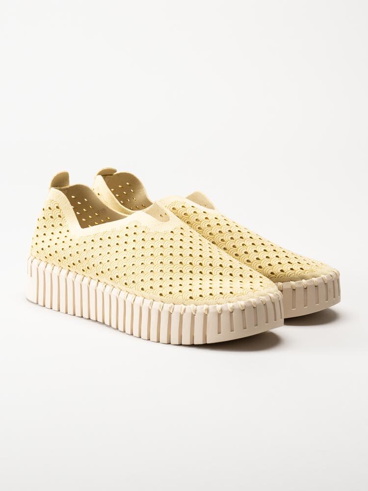 Ilse Jacobsen - TULIP3373 - Gula slip on skor med perforering
