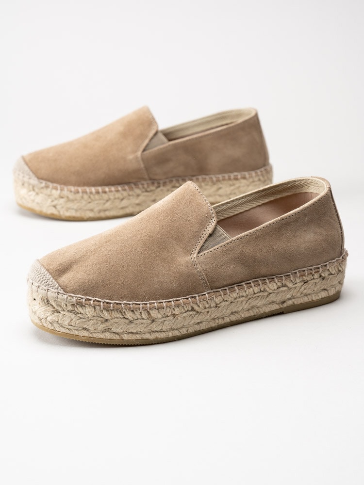 Duffy - Beige espadrillos i mocka med platå