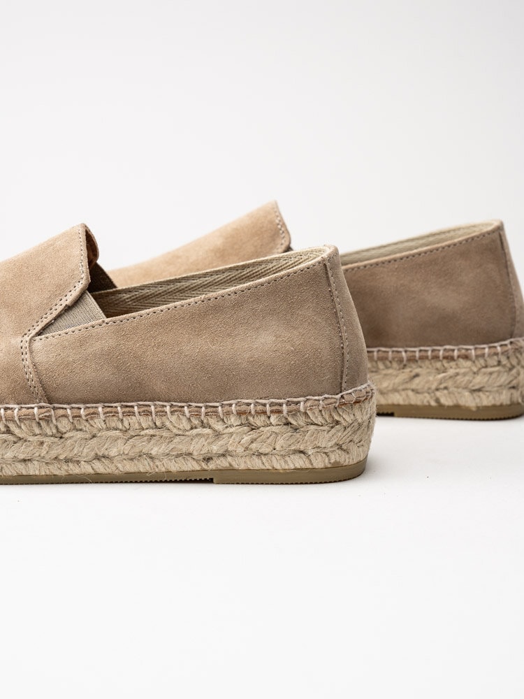 Duffy - Beige espadrillos i mocka med platå