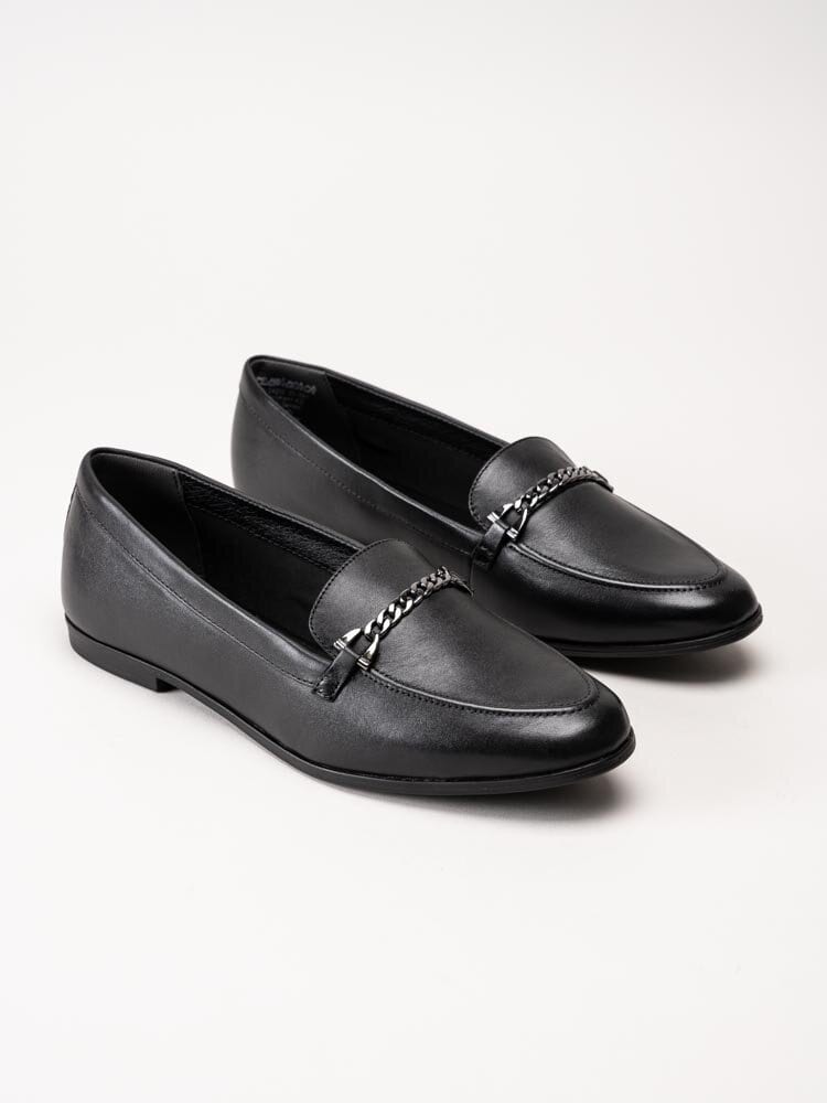 Tamaris - Svarta loafers i skinn