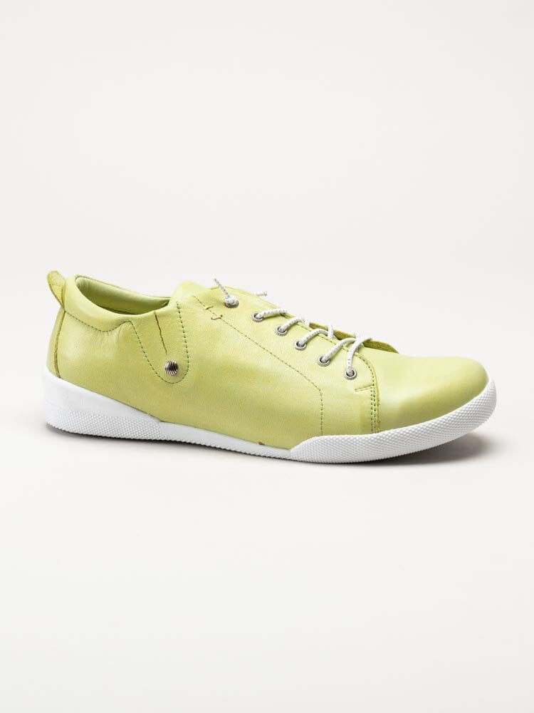 Charlotte of Sweden - Limegröna sneakers i mjukt skinn