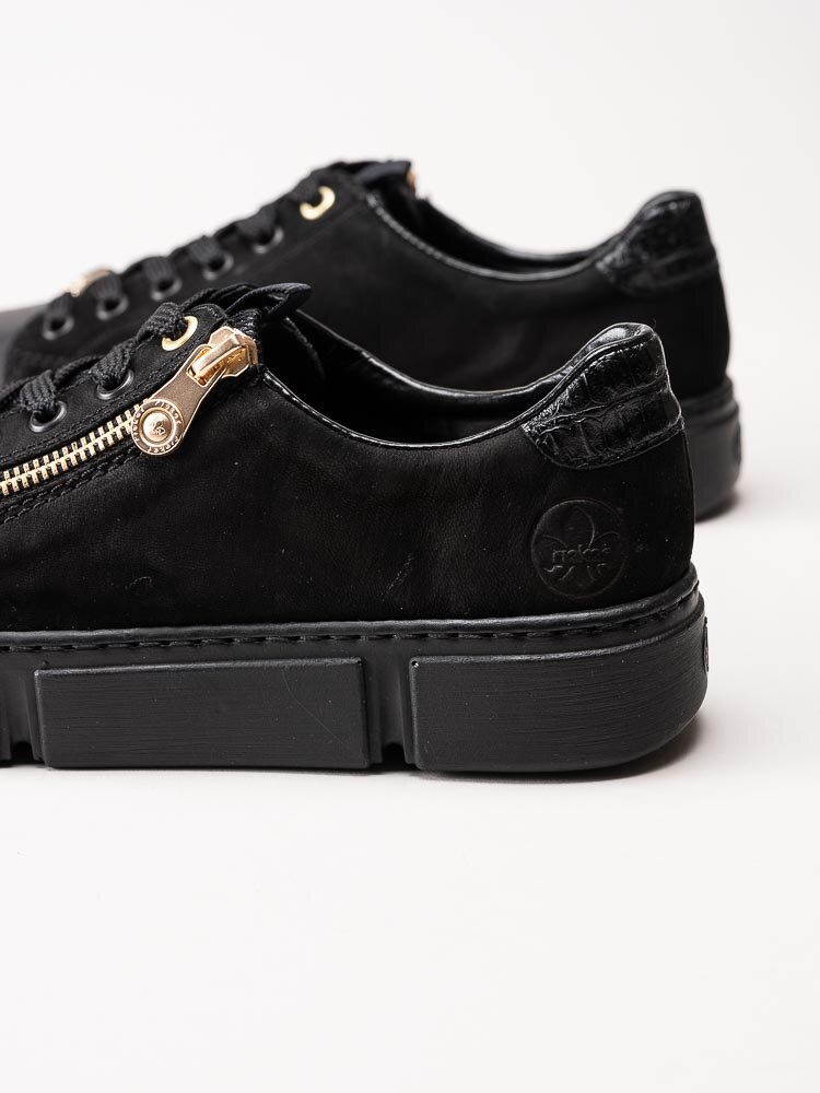 Rieker - Svarta sneakers med chunky sula