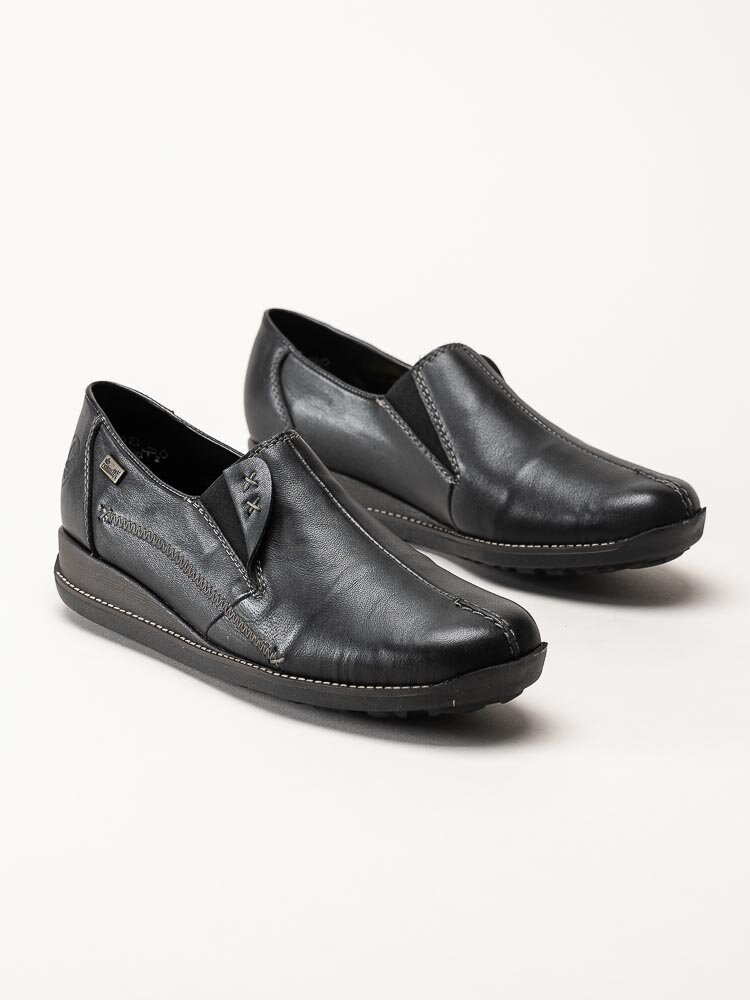 Rieker - Svarta slip on skor med Rieker-Tex