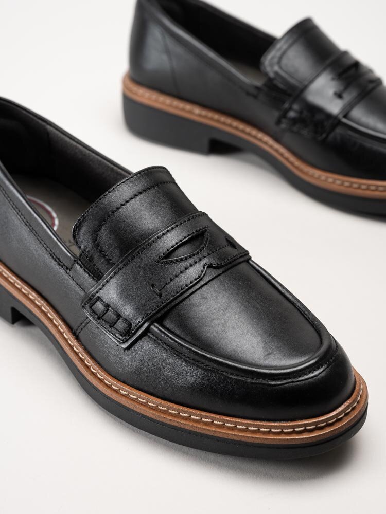 Tamaris Comfort - Svarta loafers i skinn