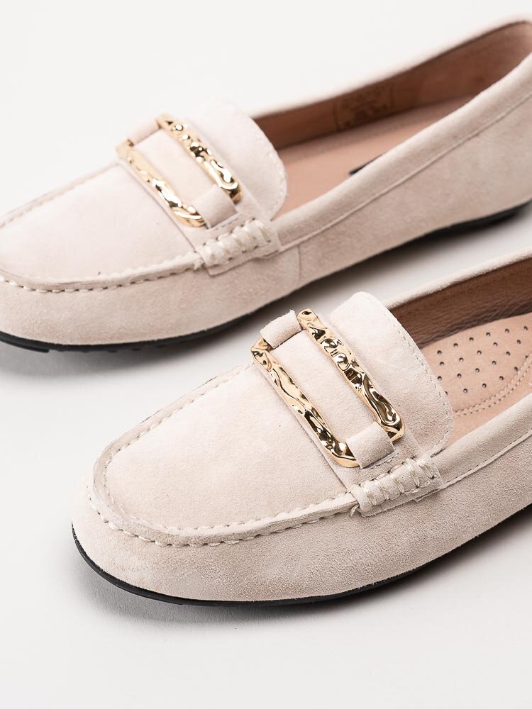 Novita - Parma Flat - Beige loafers med guldfärgat spänne