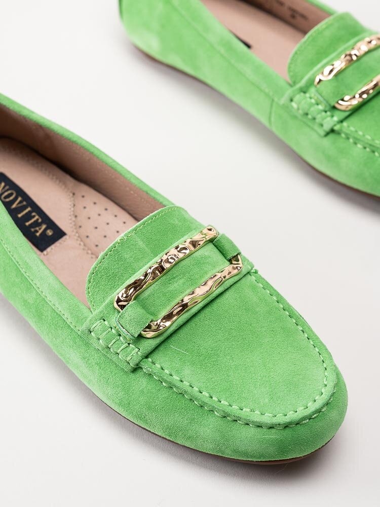 Novita - Parma Flat - Gröna loafers med guldfärgat spänne