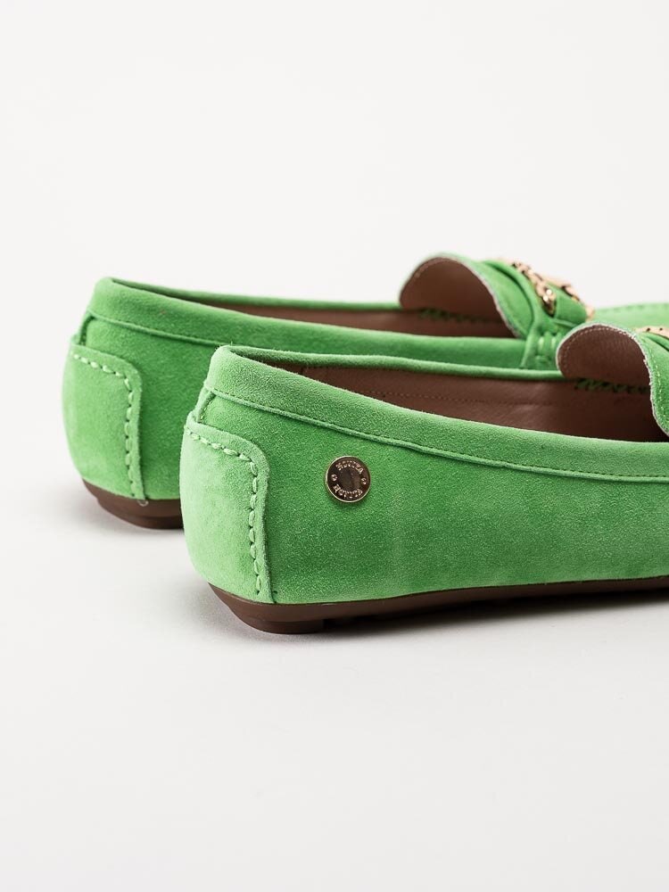 Novita - Parma Flat - Gröna loafers med guldfärgat spänne
