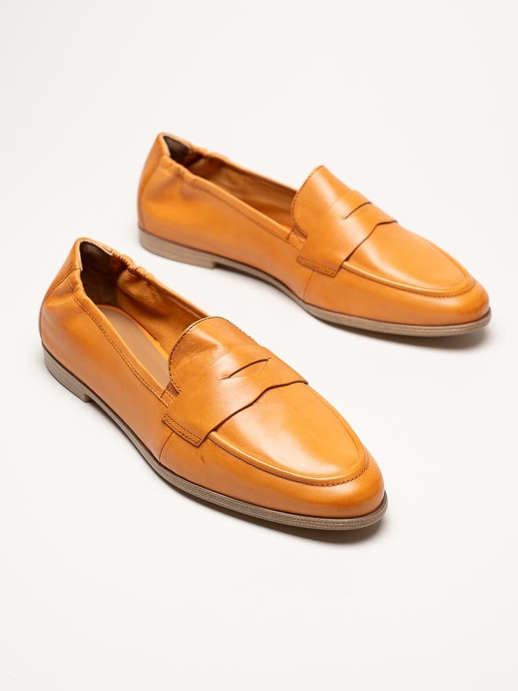 Tamaris - Orange pennyloafers i skinn