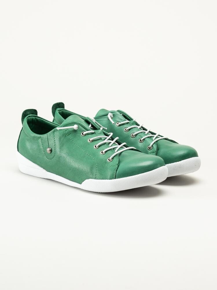 Charlotte of Sweden - Gröna sneakers i skinn