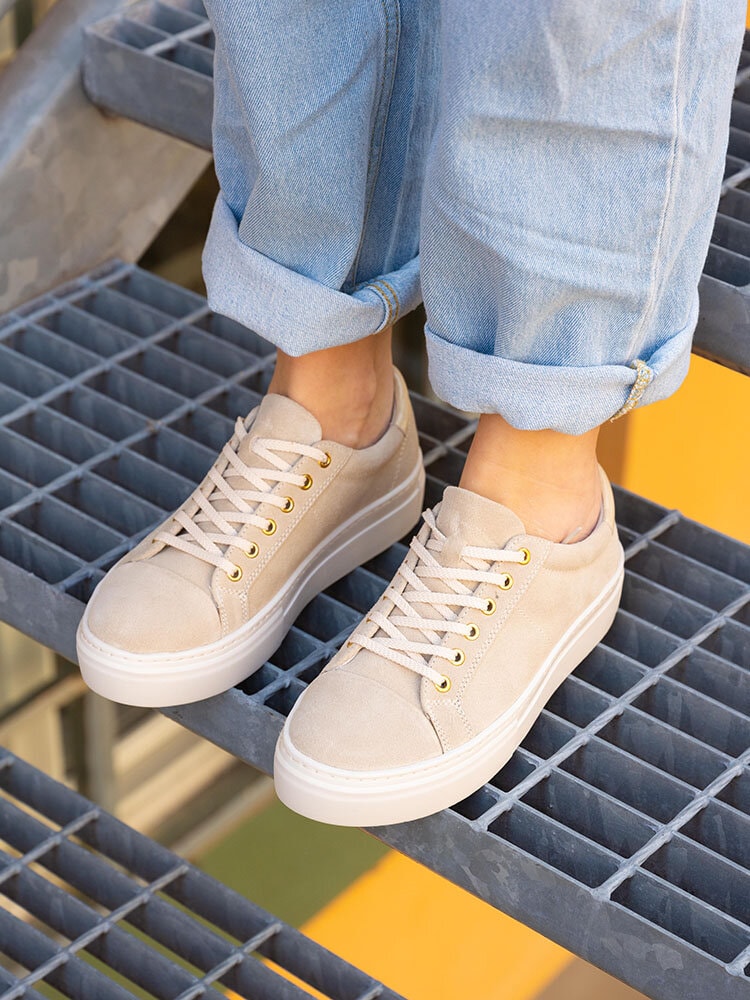 Vagabond - Zoe Platform - Beige platåsneakers i mocka