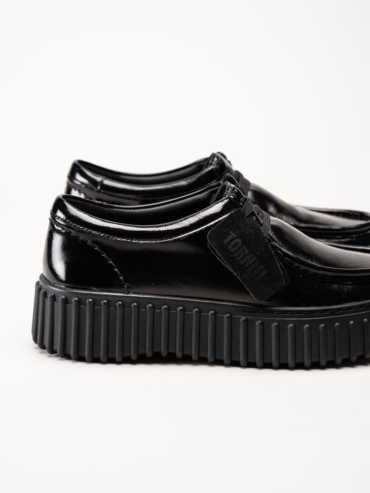 Clarks - Torhill Bee - Svarta snörskor i lack