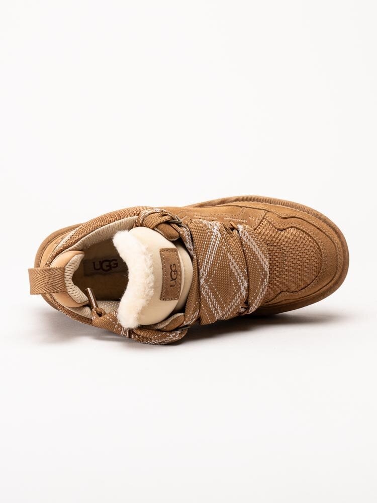 UGG - W Lowmel - Ljusbruna ullfodrade sneakers