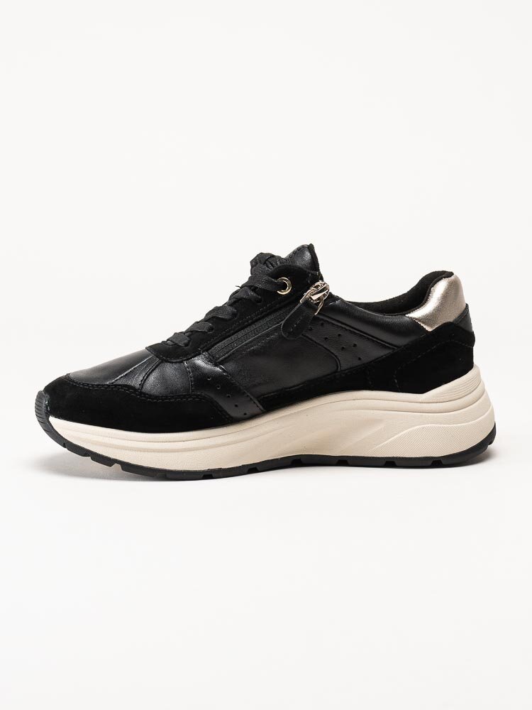 Tamaris - Svarta sneakers i skinn