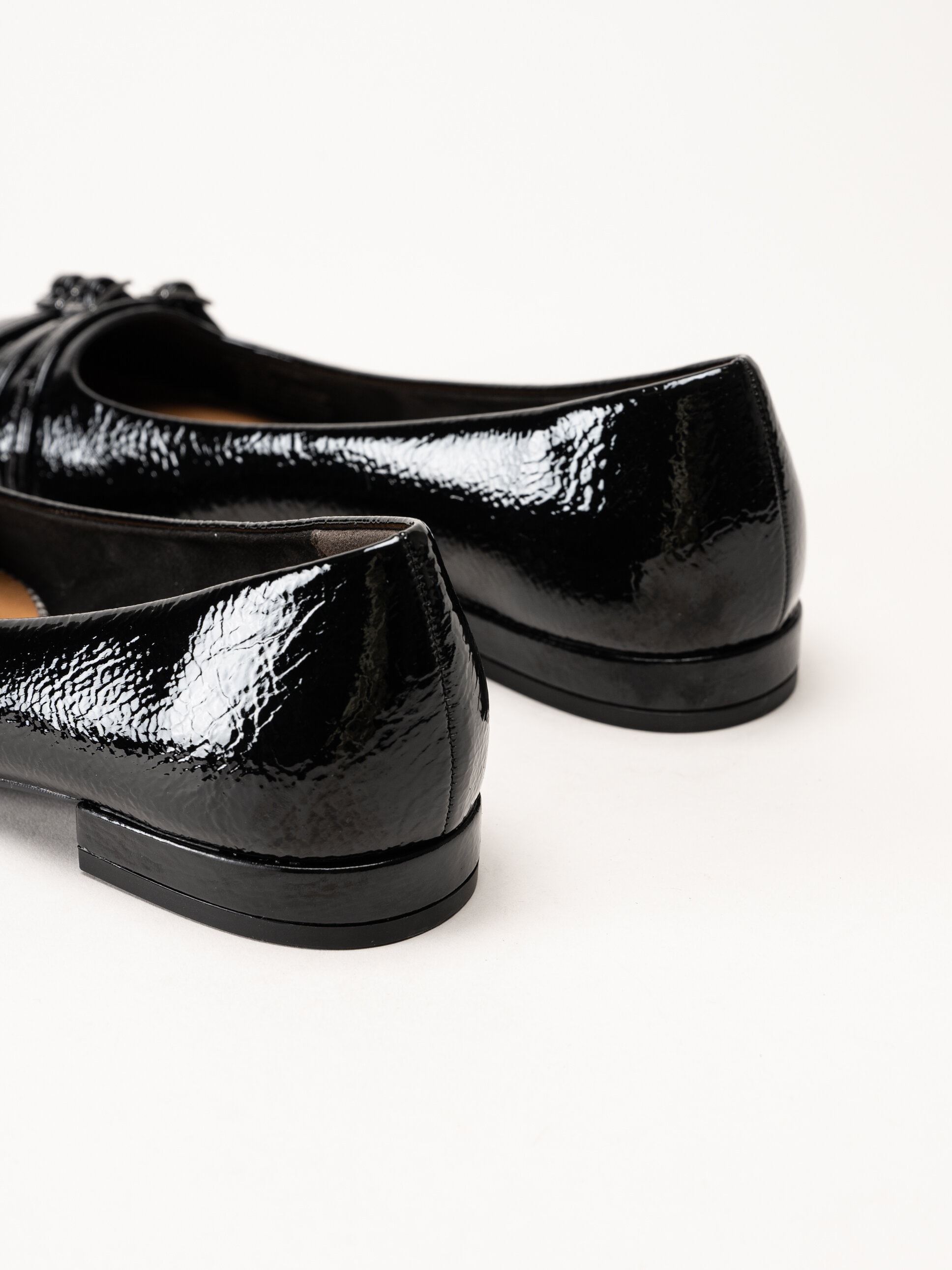 Tamaris - Svarta ballerina i syntetlack