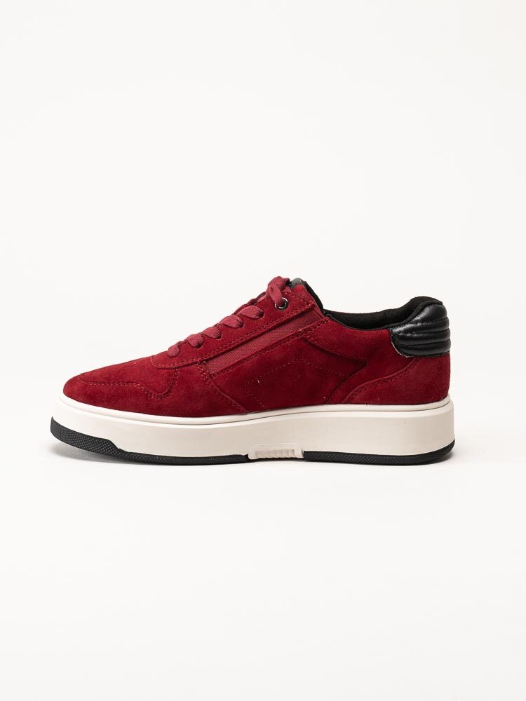 Tamaris - Röda sneakers i mocka