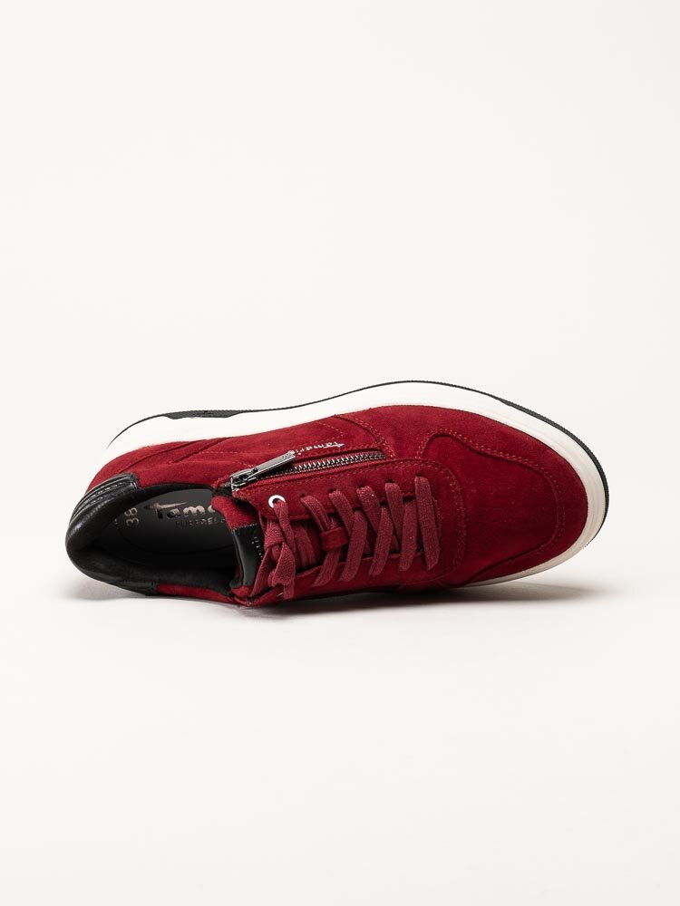 Tamaris - Röda sneakers i mocka