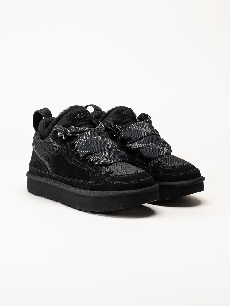 UGG - W Lowmel - Svarta ullfodrade sneakers