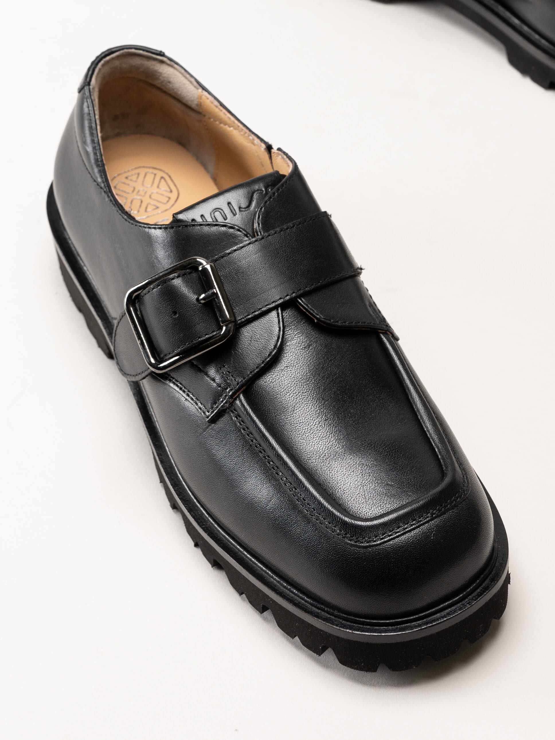 Unisa - Svarta loafers i skinn