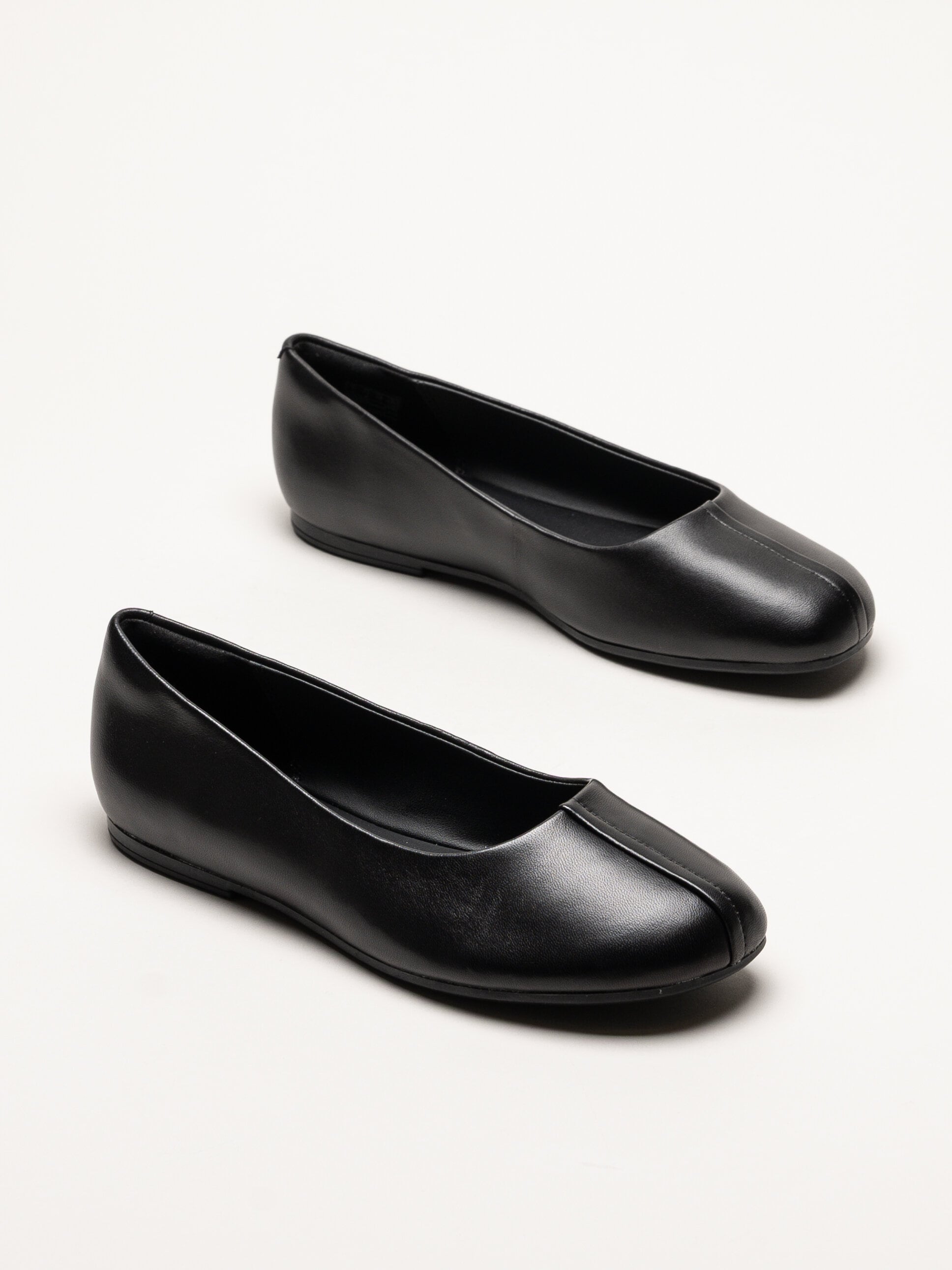 Clarks - Livia Lily - Svarta ballerinaskor