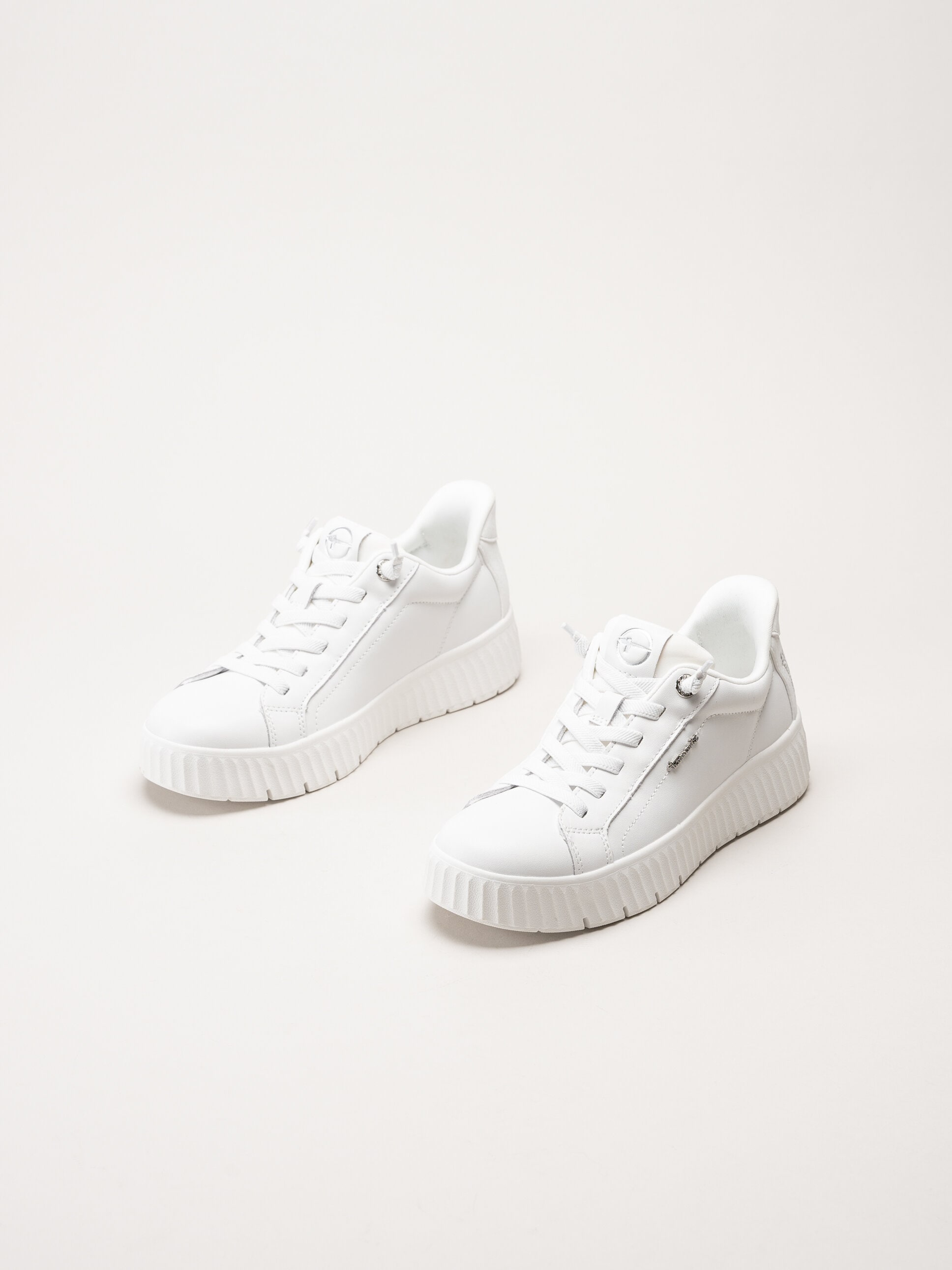 Tamaris Comfort - Vita sneakers i skinn