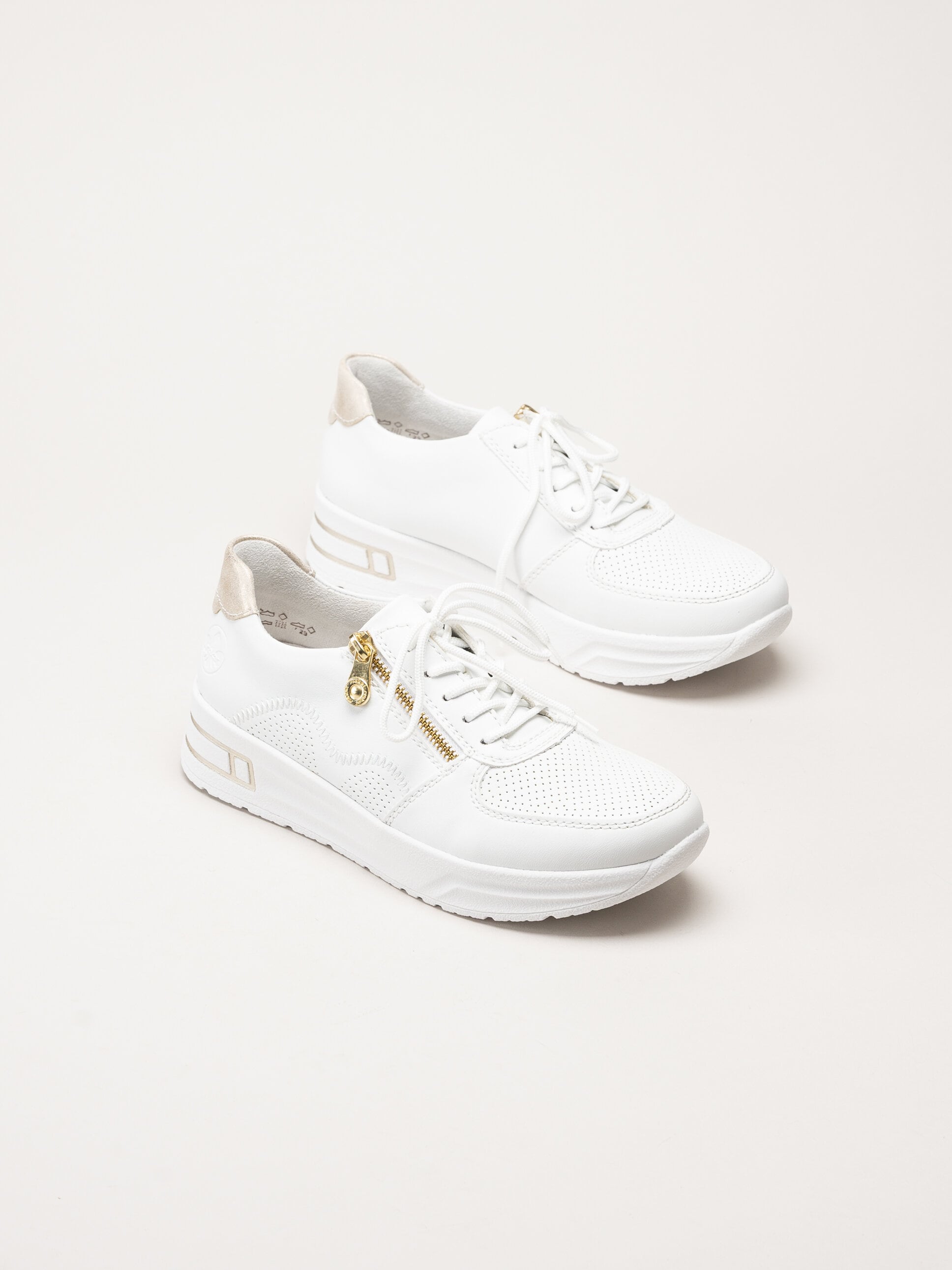 Rieker - Vita sneakers i skinnimitation