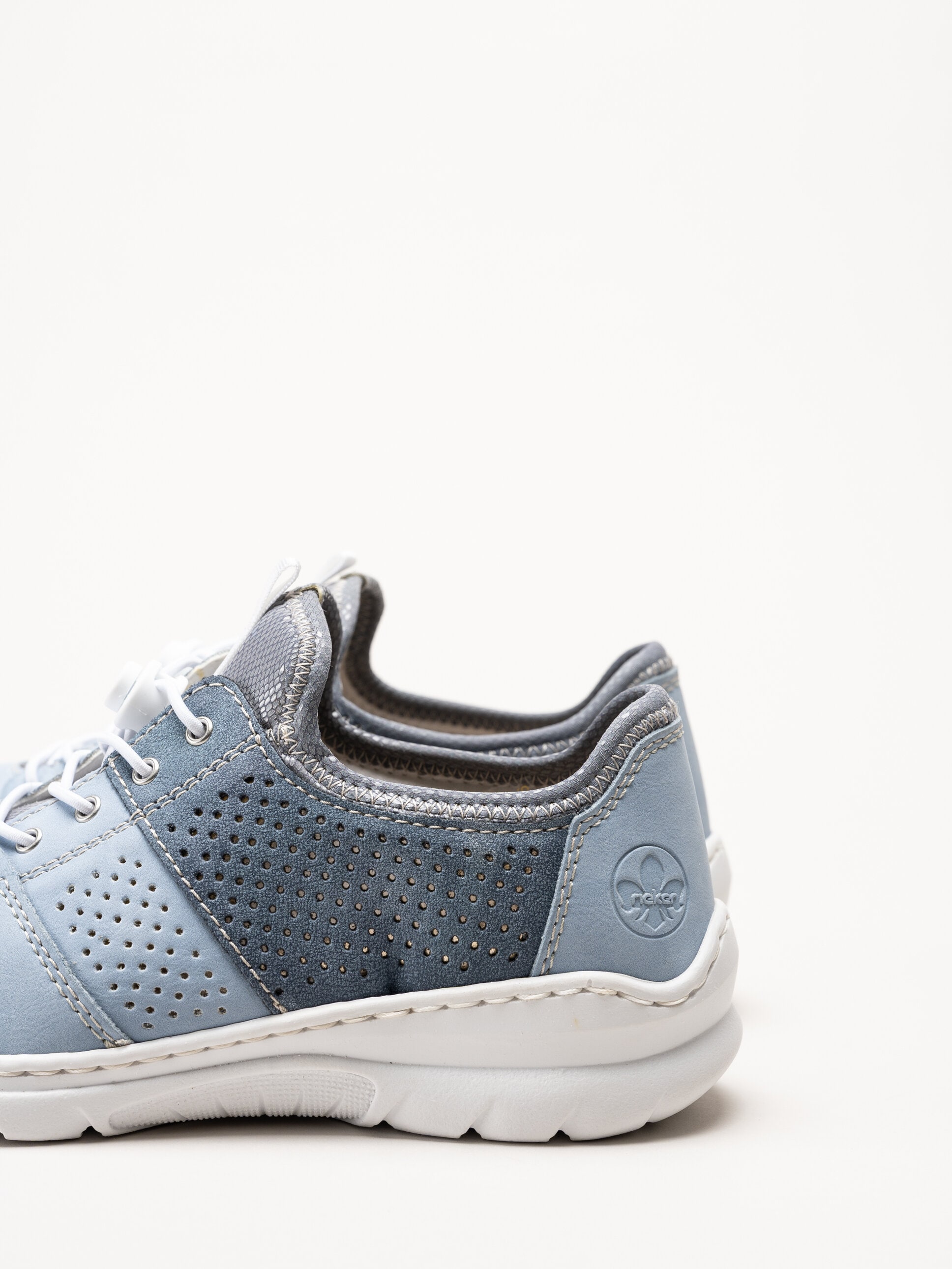 Rieker - Ljusblå slip on skor