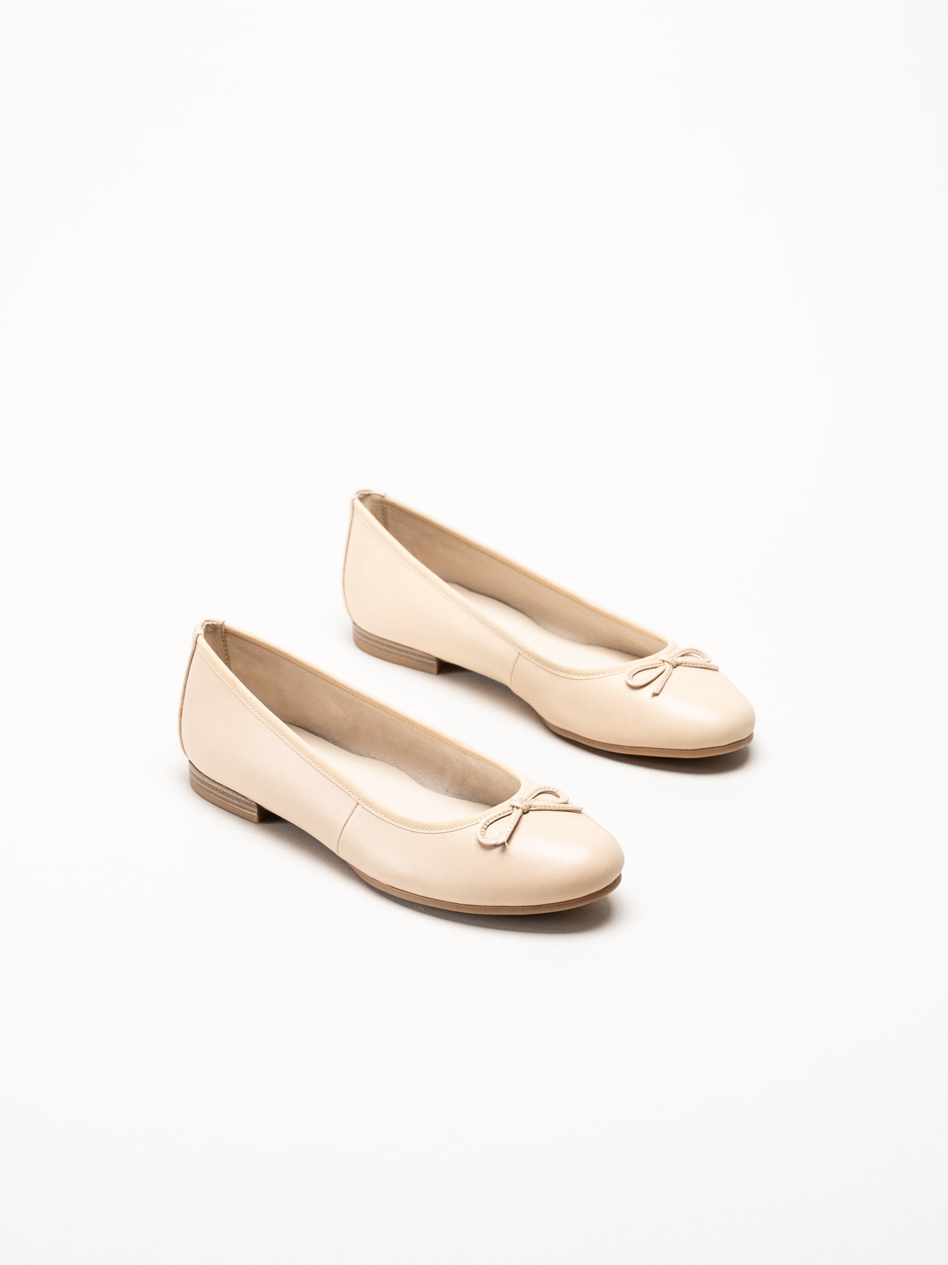 Tamaris - Beige ballerinaskor i skinn