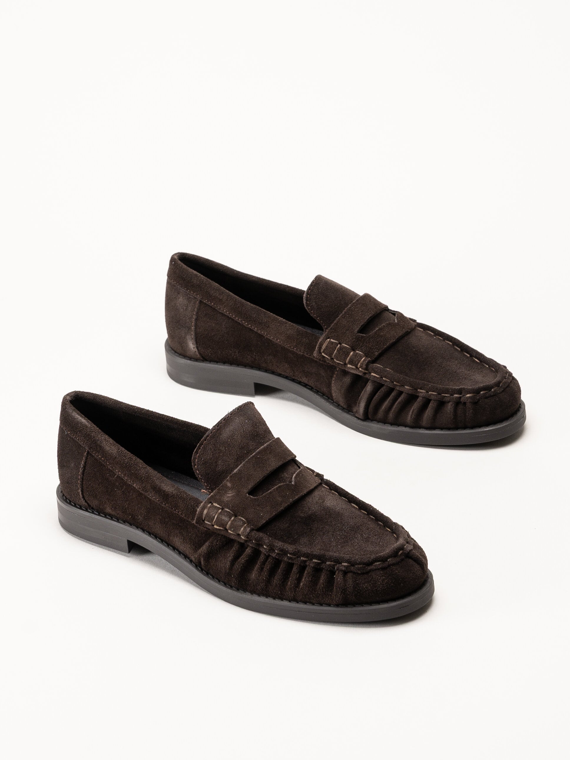 Johnny Bulls - Soho - Mörkbruna loafers i mocka