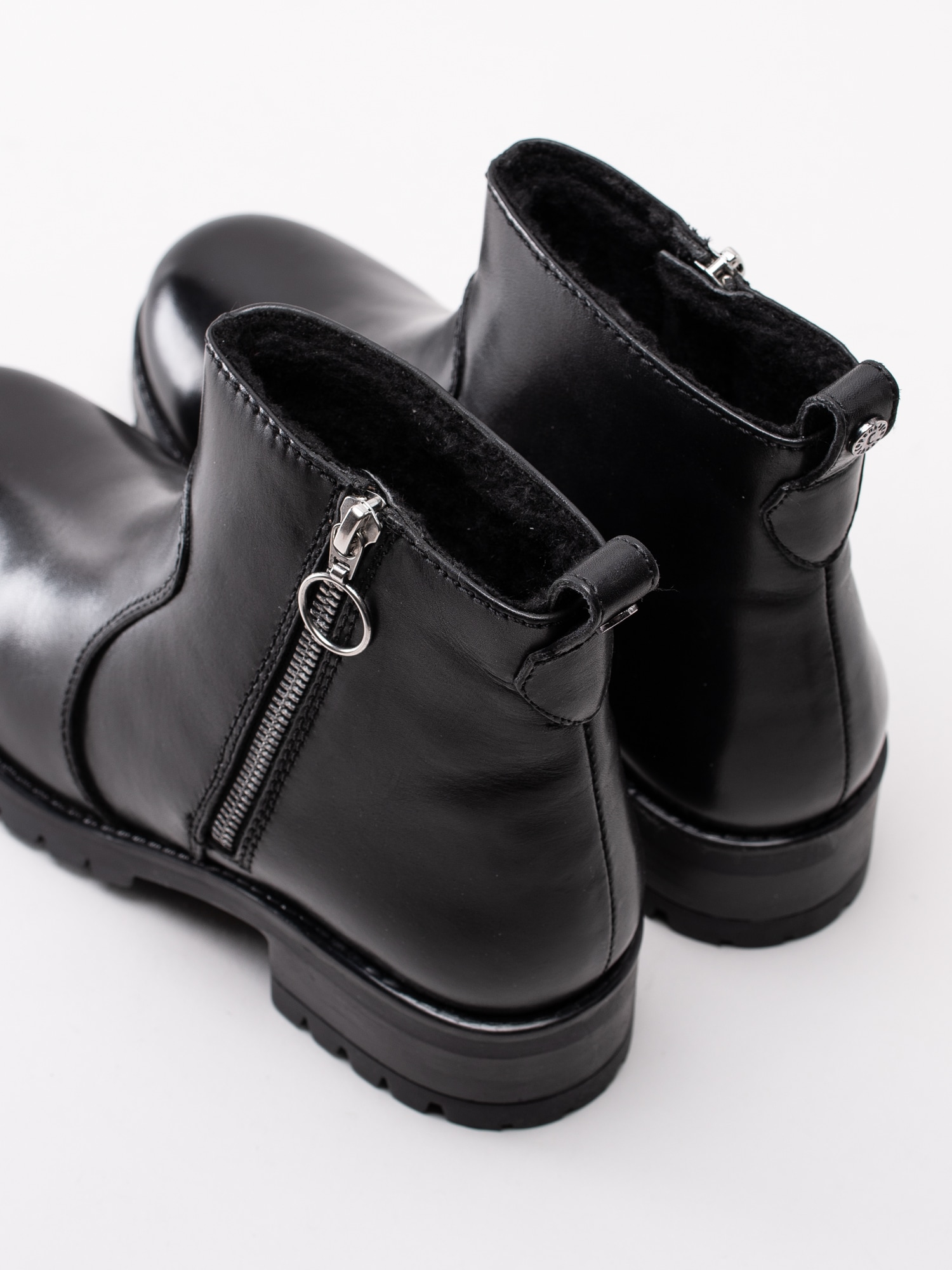 10193011 Copenhagen Shoes Merle Sport CS1923-001 svarta varmfodrade boots med silver zip-7