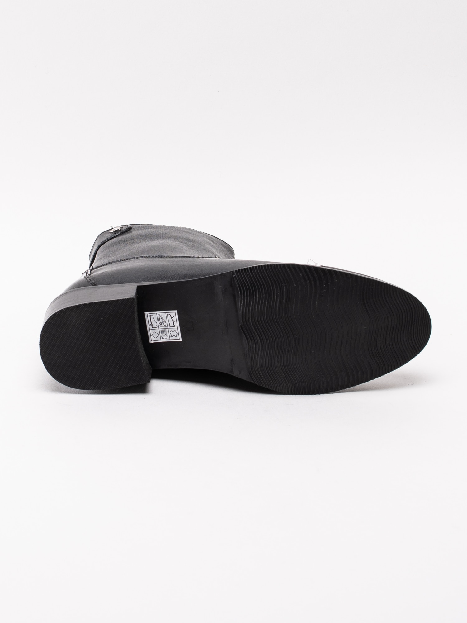 10193015 Copenhagen Shoes New Virginia CS1956-038 svarta boots med lackat bakparti och zip-5