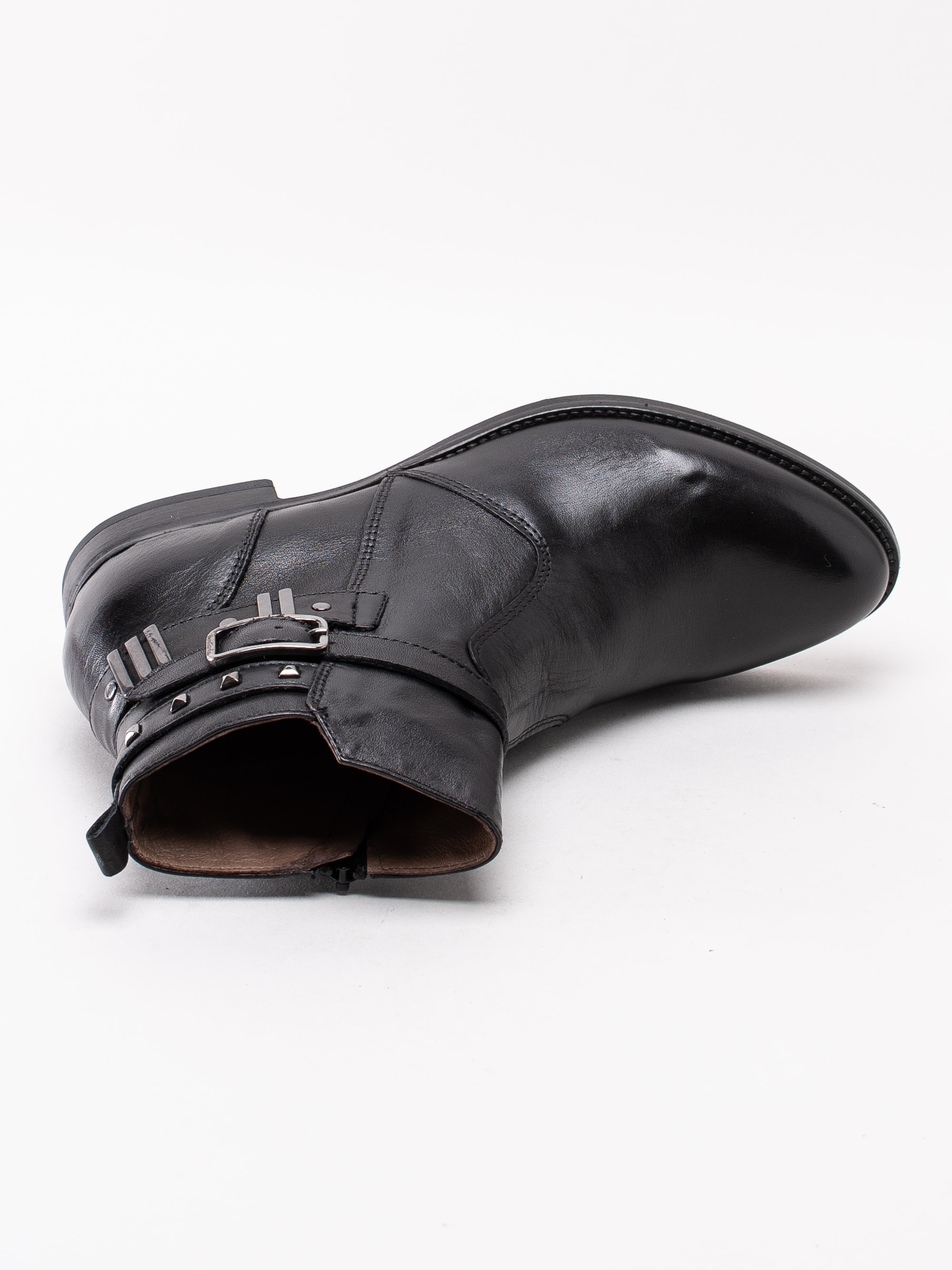 10193052 Nero Giardini A908755-100 svarta boots med dekorativt spänne-4