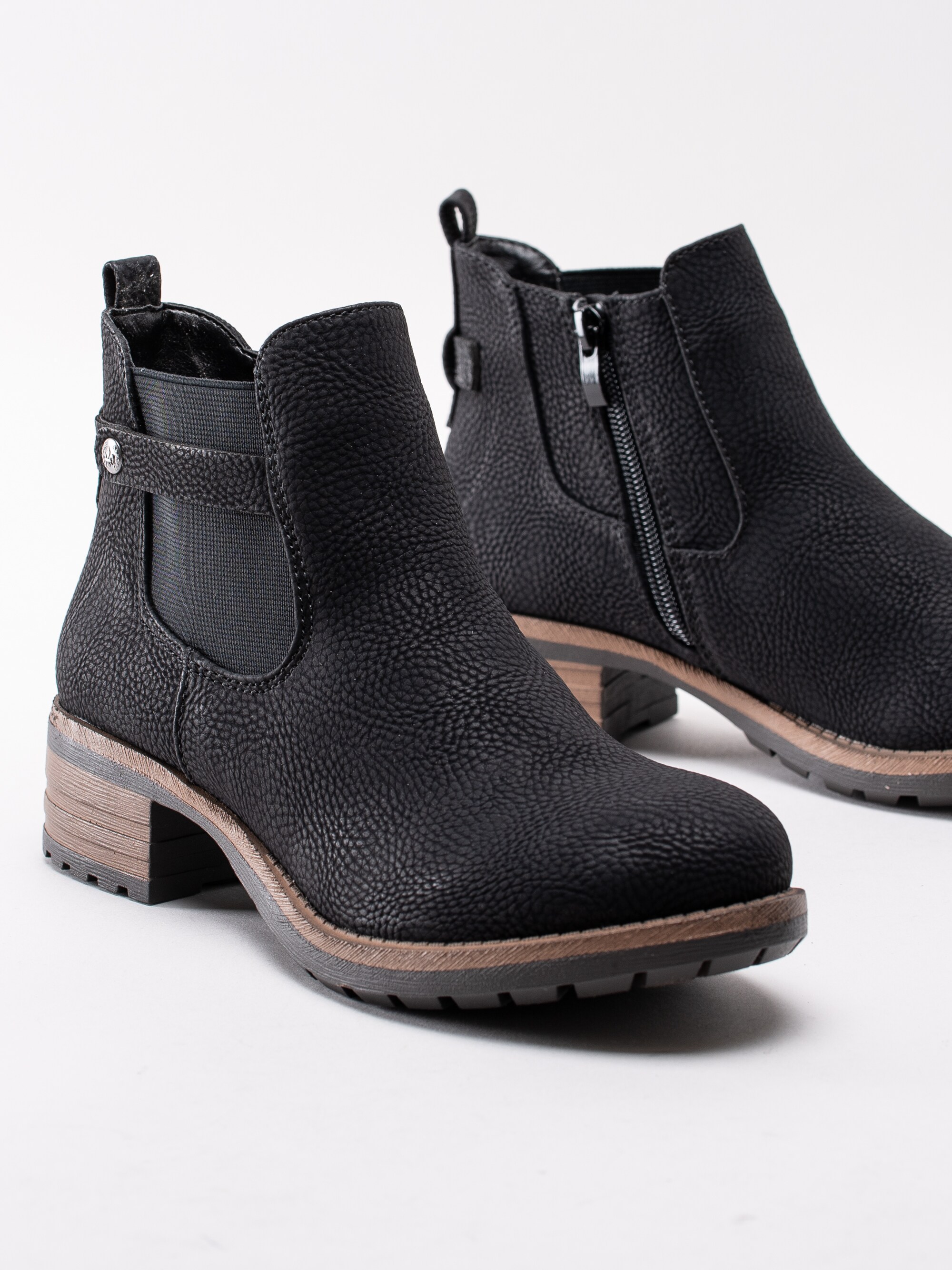 10193073 Rieker 96864-00 svarta chelsea boots med narvsatt ovandel-6