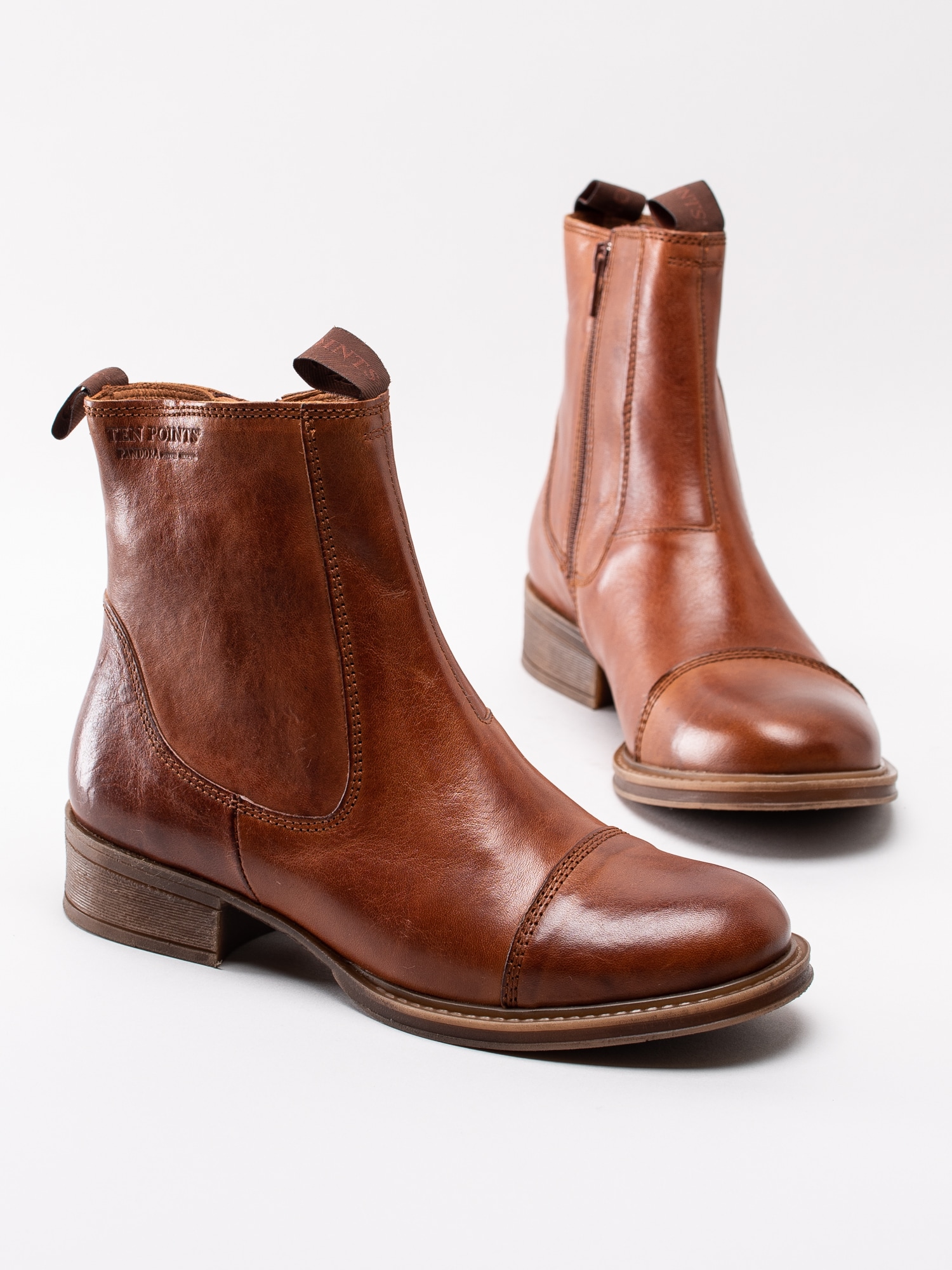 10193077 Ten Points Pandora 128014-319 cognac bruna chelsea boots med hällor-6