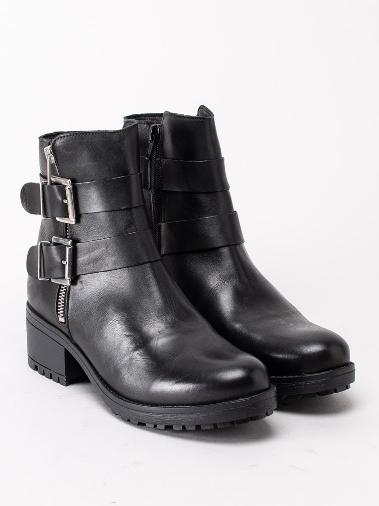 10203063 Emma 495-2499-01 Svarta boots med bred klack-9