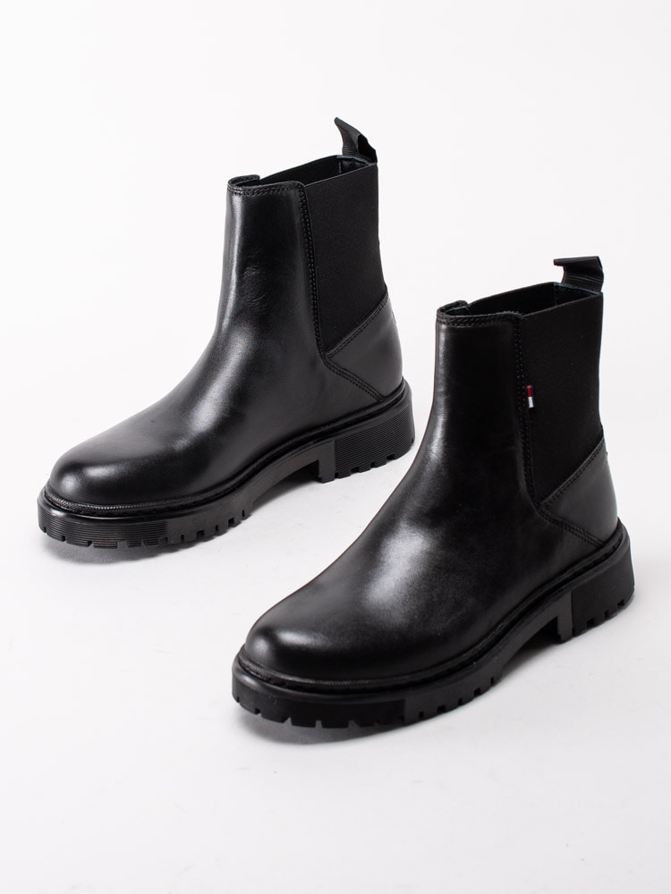 10203068 Tommy Hilfiger Essential Chelsea Boot EN01098BDS Black Svarta chelsea boots i skinn-6