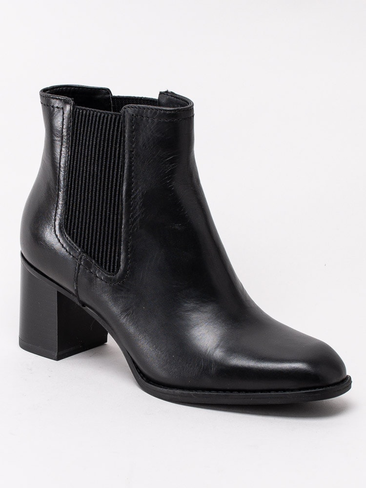 10203112 Tamaris 1-25315-25-001 Black Svarta boots i skinn med klack-1