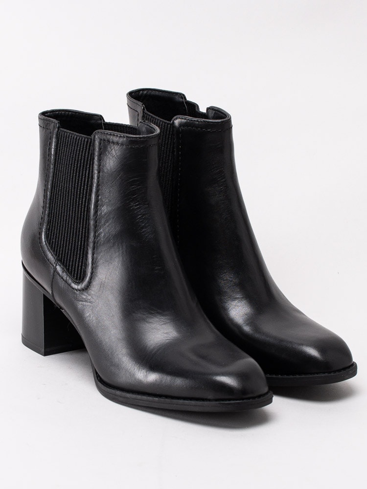 10203112 Tamaris 1-25315-25-001 Black Svarta boots i skinn med klack-3