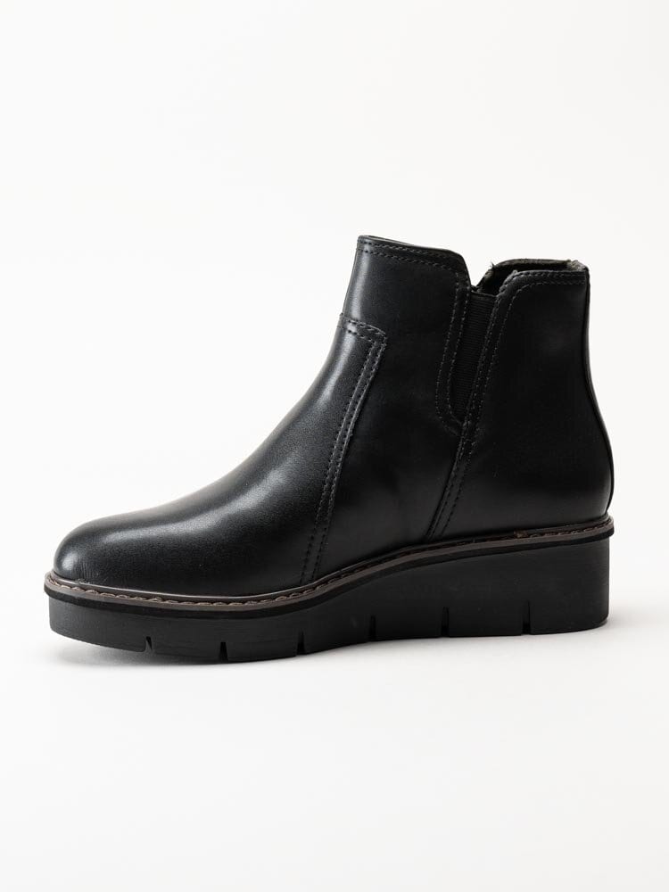 Clarks - Airabell Zip - Svarta kilklackade boots i skinn