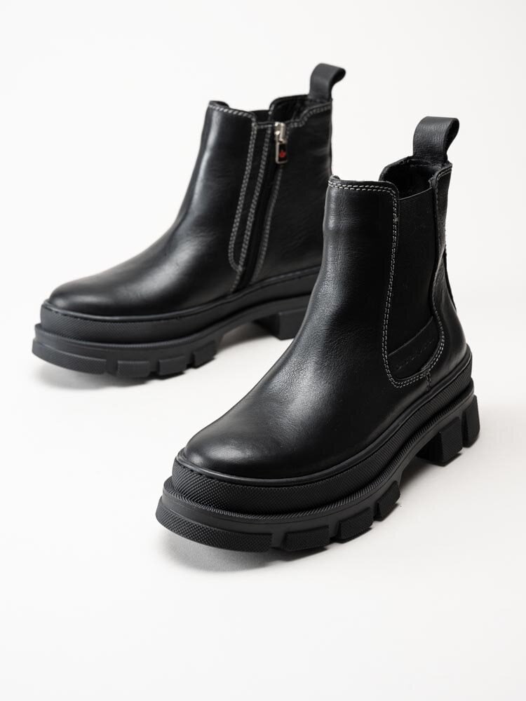 Canada Snow - Mount Zoe - Svarta fodrade chelsea boots i skinn