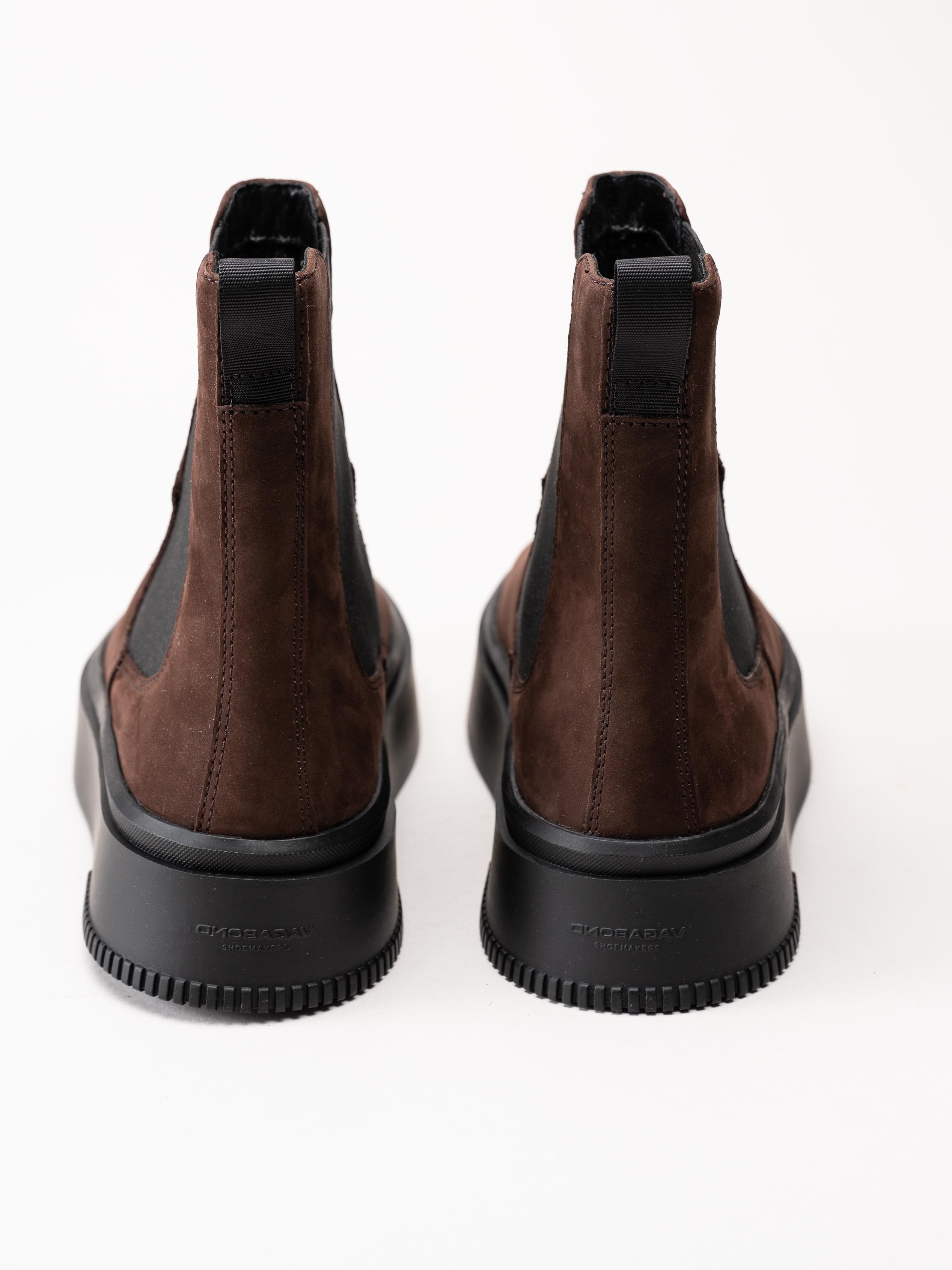 Vagabond - Stacy - Mörkbruna chelsea boots i nubuck