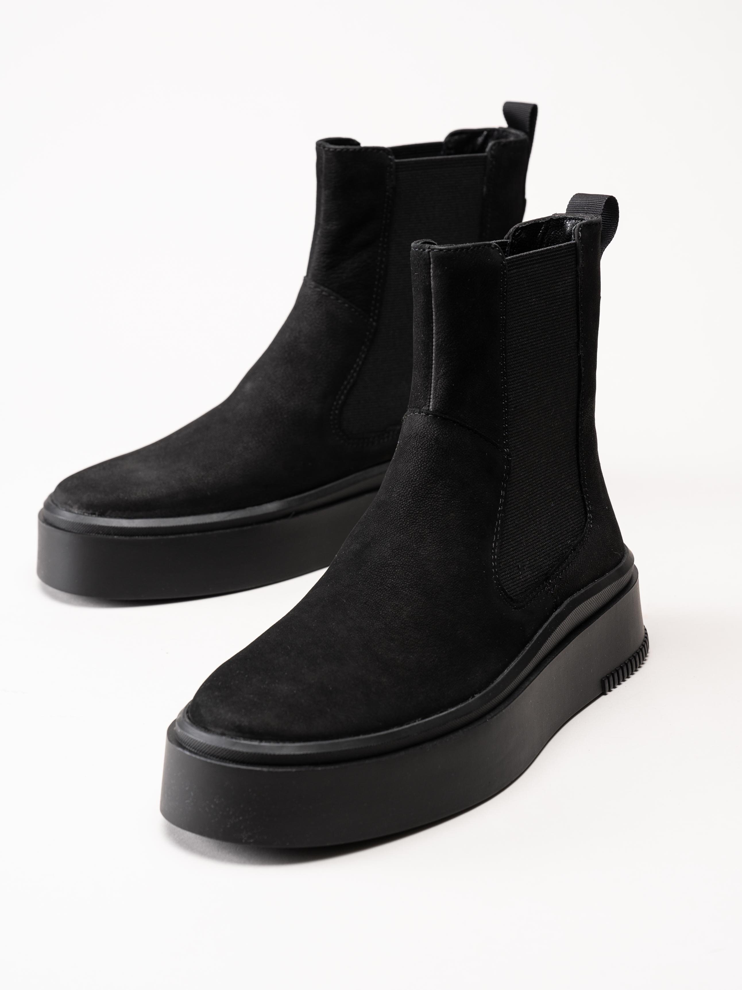 Vagabond - Stacy - Svarta chelsea boots i nubuck