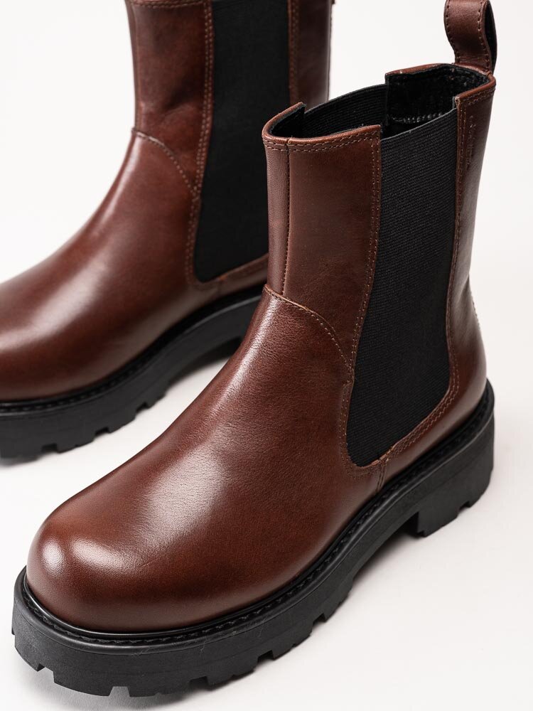 Vagabond - Cosmo 2.0 - Bruna höga chelsea boots i skinn