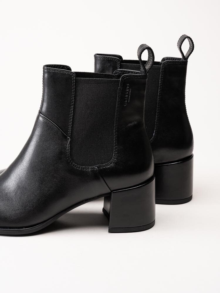 Vagabond - Stina - Svarta chelsea boots i skinn
